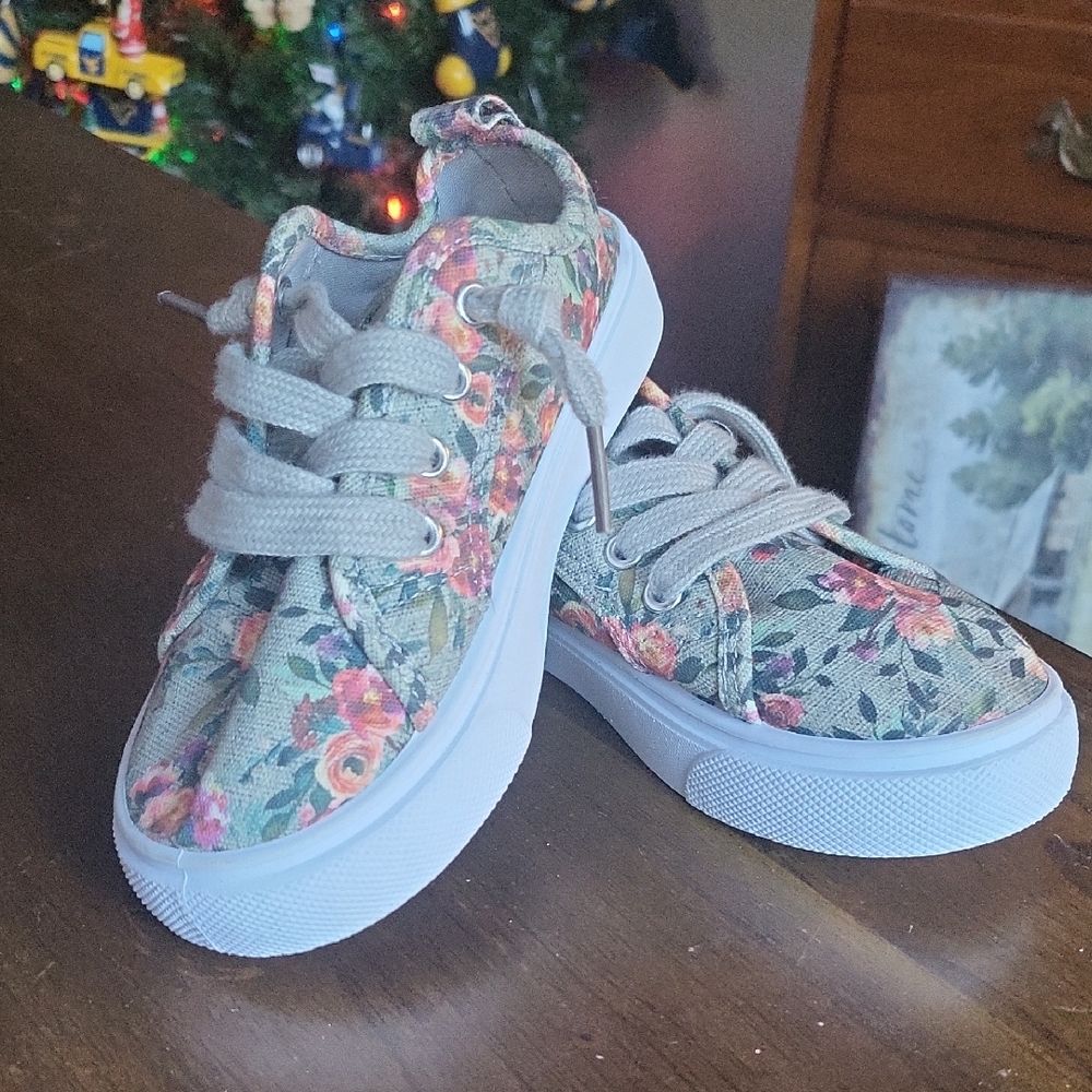 Swiggles Floral Kids Sneakers - Green and Pink